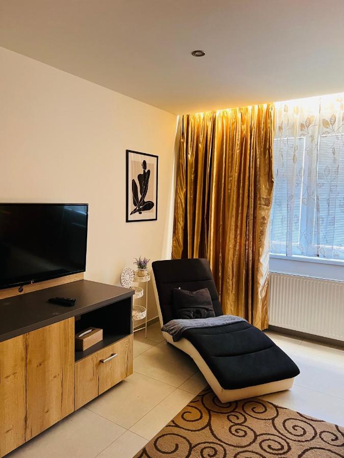 Sparrow Apartmens - Vrabcia Ulica 9, Košice Exteriör bild