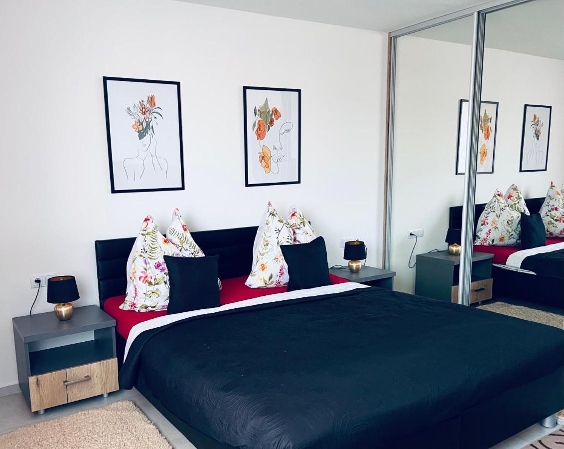 Sparrow Apartmens - Vrabcia Ulica 9, Košice Exteriör bild