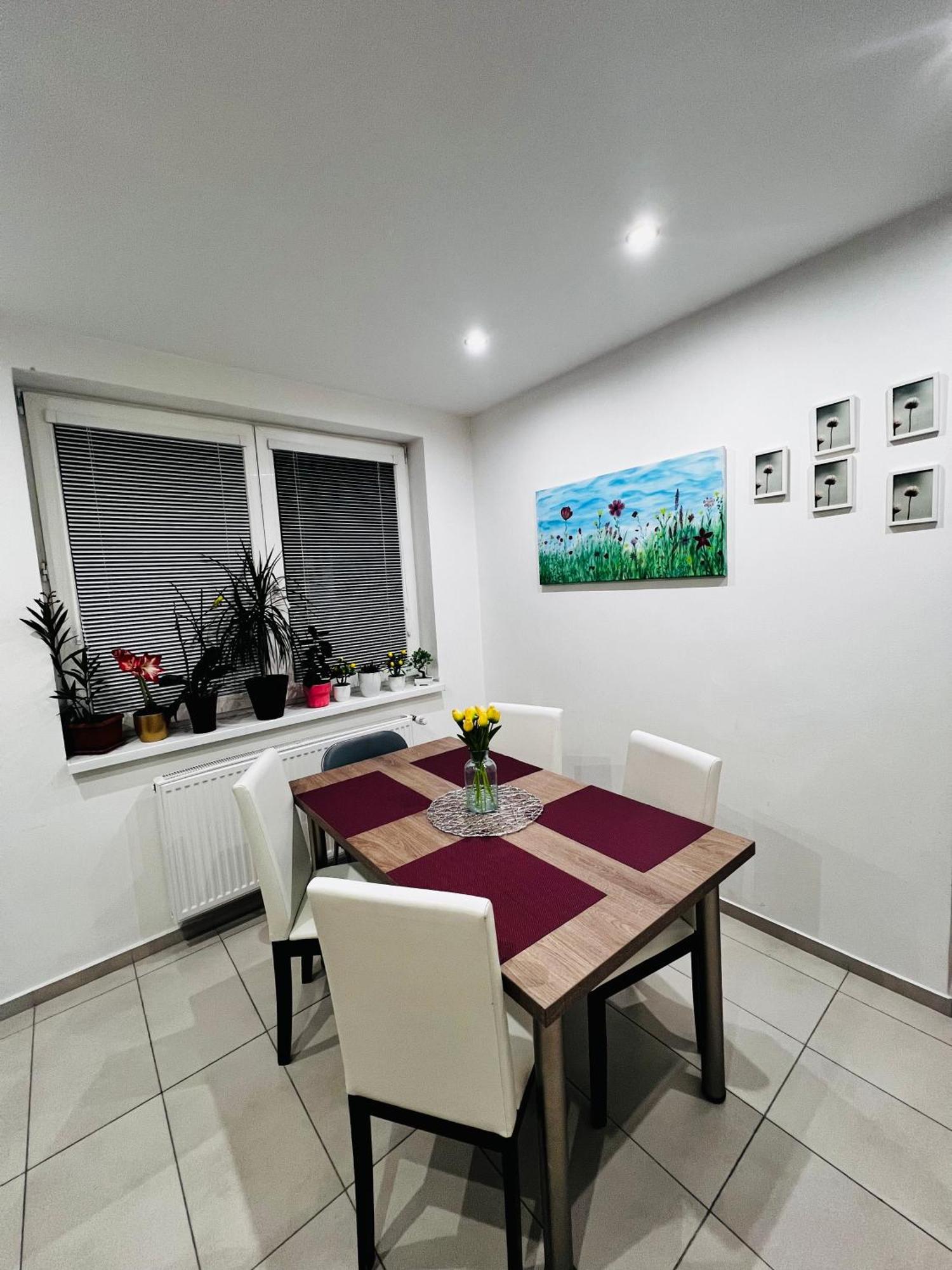 Sparrow Apartmens - Vrabcia Ulica 9, Košice Exteriör bild